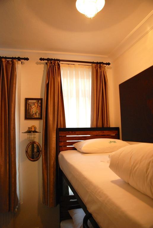 Jumba Hostel Стамбул Екстер'єр фото